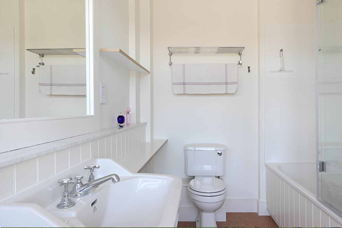 Pangbourne Avenue image 6