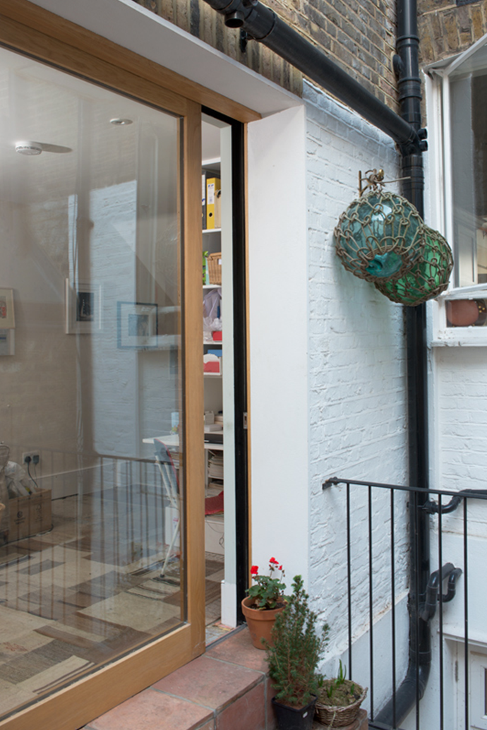 Upper Mall, Hammersmith image 13